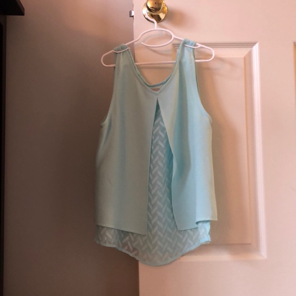 Skies are blue Osiris v-neck blouse - Picture 2 of 3